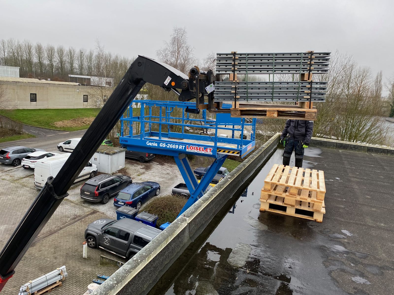 Levage des structures à la nacelle sur un chantier industriel